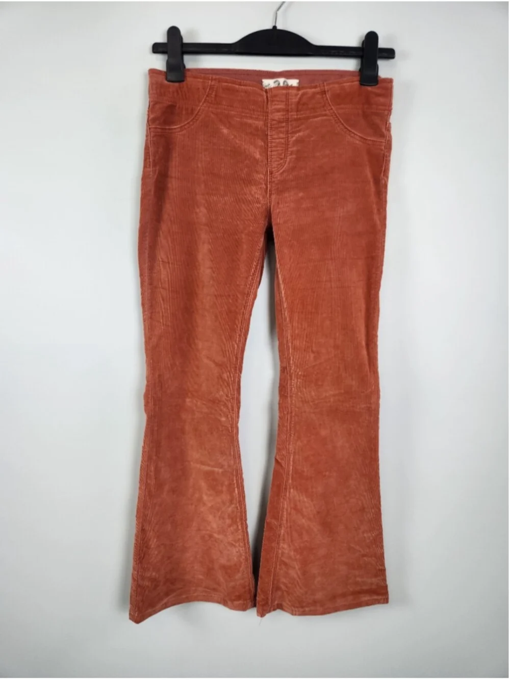 We The Free Low Rise Corduroy Flare Pull On Pants Size 28 Stretchy 70s 60s Bell